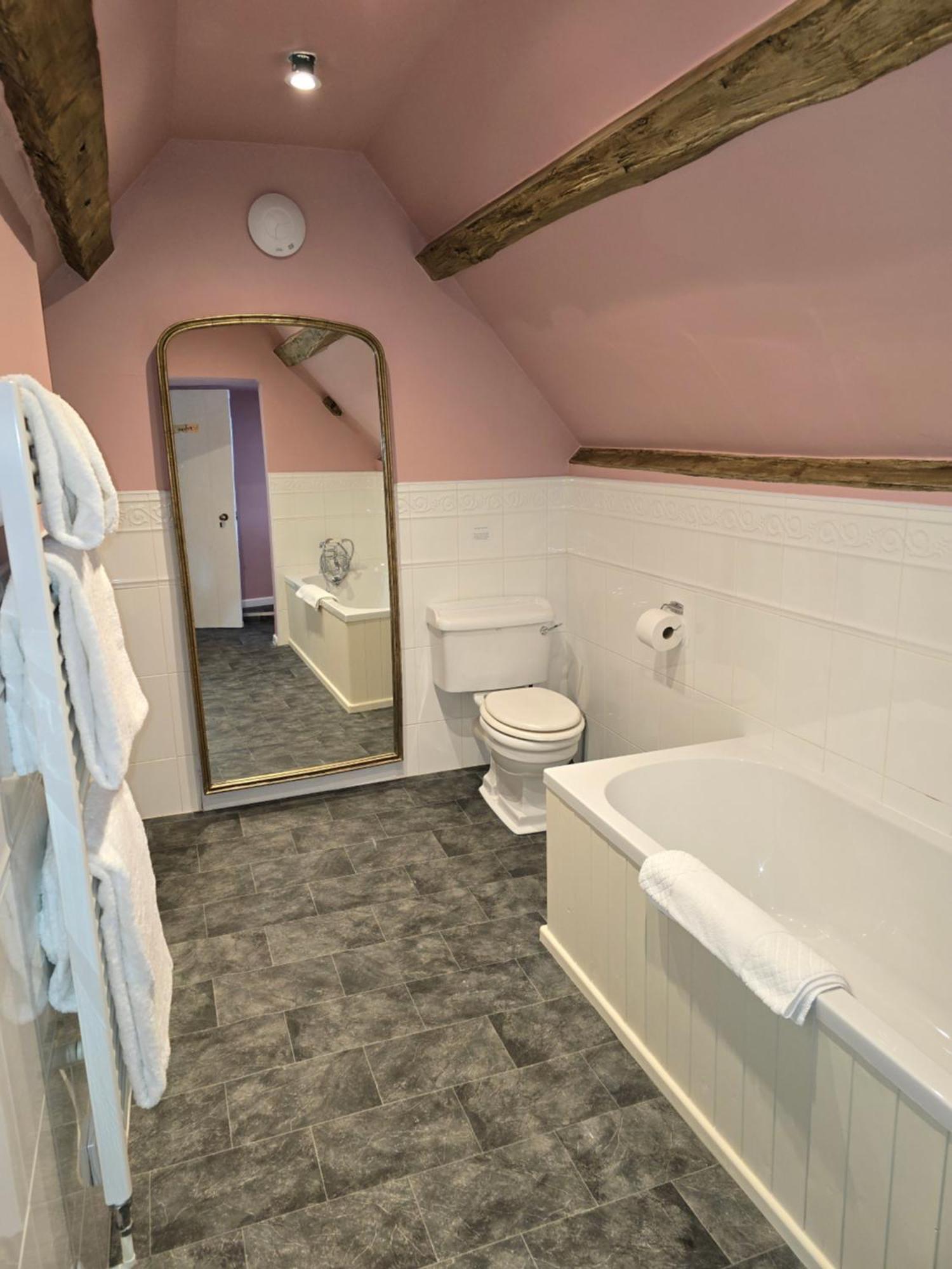 Three Cocks Hotel بريكون المظهر الخارجي الصورة